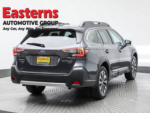 Used 2023 Subaru Outback Limited XT image 5