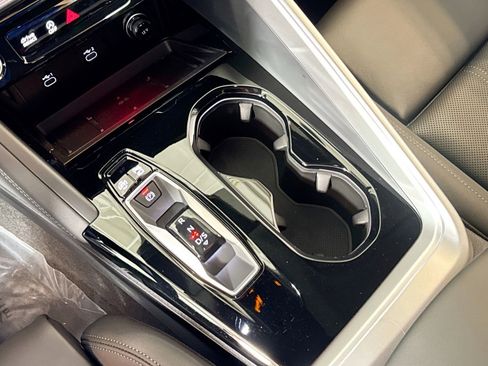 New 2025 Audi Q5 Premium Plus image 14