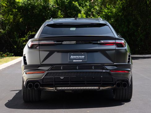 Used 2024 Lamborghini Urus S AWD/4WD image 3