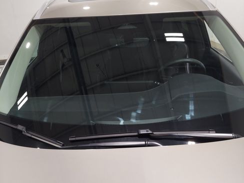 Used 2024 INFINITI QX60 Luxe AWD/4WD image 5