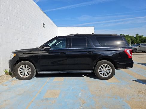 Used 2020 Ford Expedition Max XLT w/ Equipment Group 202A AWD/4WD image 4