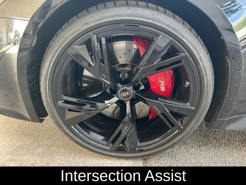 Used 2022 Audi RS 6 w/ Carbon Optic Package AWD/4WD image 19