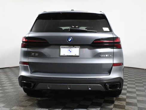 Used 2026 BMW X5 xDrive50e w/ M Sport Package image 6