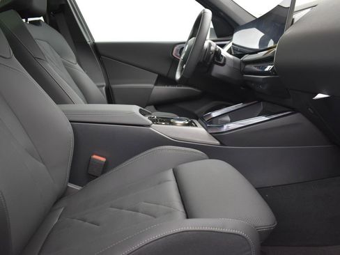 Certified 2025 BMW X3 xDrive30i w/ Premium Package image 25