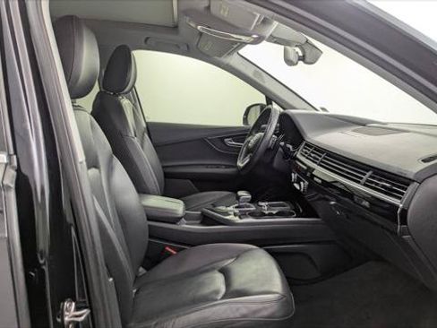 Used 2017 Audi Q7 3.0T Prestige w/ Prestige Package AWD/4WD image 23