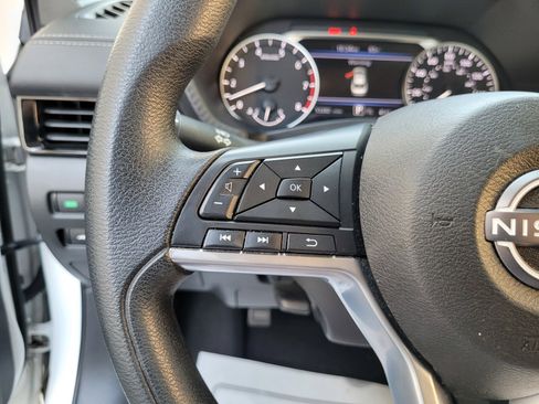 Used 2024 Nissan Sentra SV FWD image 22