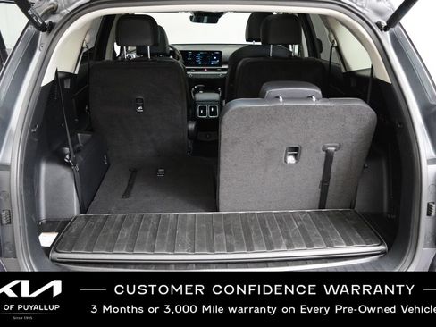 Certified 2025 Kia Sorento EX w/ Panoramic Sunroof Package AWD/4WD image 19
