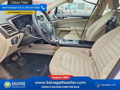 Used 2018 Ford Fusion SE FWD image 9