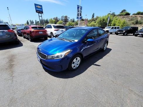 Used 2018 Kia Forte LX FWD image 4