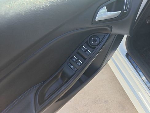 Used 2017 Ford Focus RS image 11