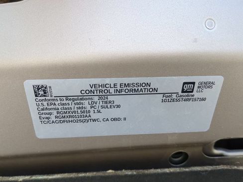 Used 2024 Chevrolet Malibu LT FWD image 38