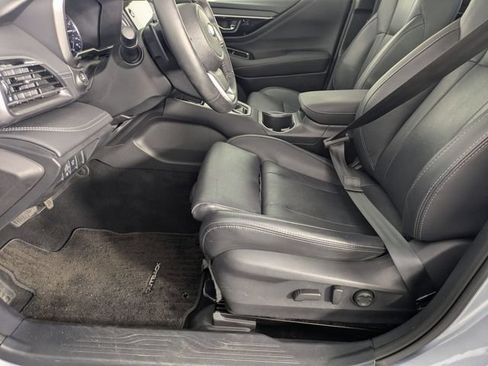 Used 2023 Subaru Outback Limited AWD/4WD image 12