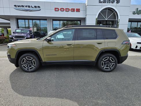 New 2026 Jeep Cherokee Laredo AWD/4WD image 2