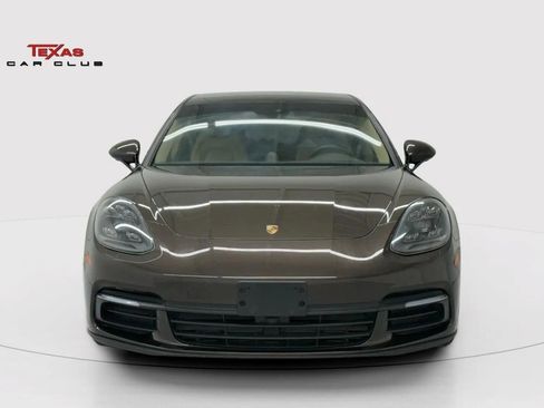 Used 2020 Porsche Panamera image 4