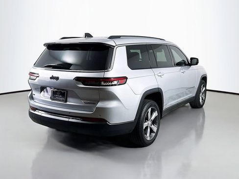 Used 2021 Jeep Grand Cherokee L Limited RWD image 5