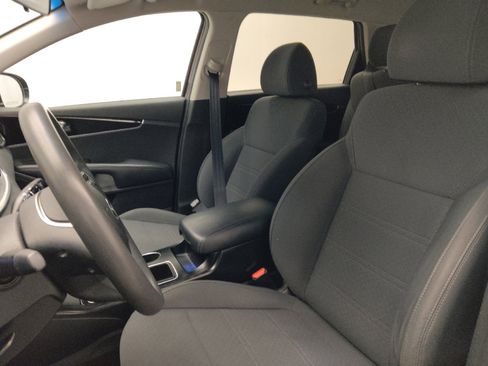 Used 2020 Kia Sorento FWD V6 image 17