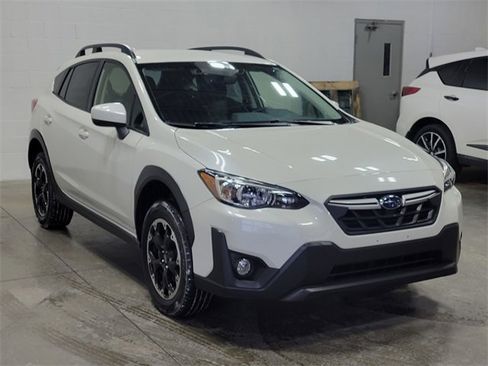 Certified 2023 Subaru Crosstrek 2.0i Premium image 3