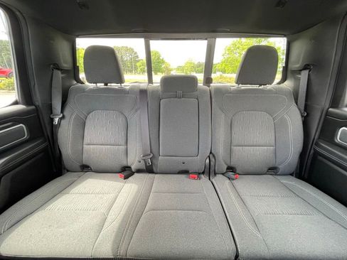 Used 2022 RAM 1500 Big Horn AWD/4WD image 31