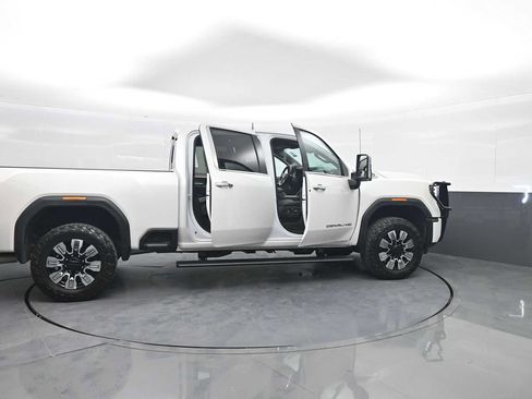 Used 2024 GMC Sierra 3500 Denali w/ Denali Reserve Package AWD/4WD image 47