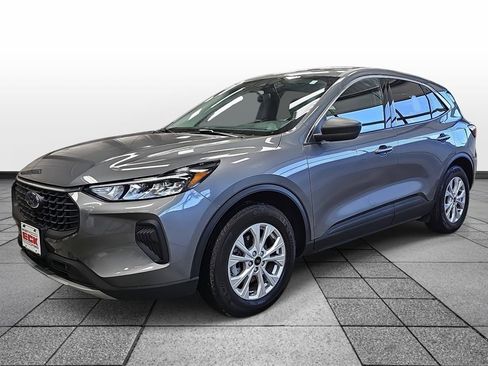 Used 2024 Ford Escape Active w/ Cold Weather Package image 1