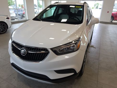 Used 2018 Buick Encore Preferred AWD/4WD image 2