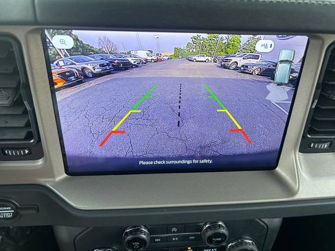 Used 2025 Ford Bronco Outer Banks AWD/4WD image 22