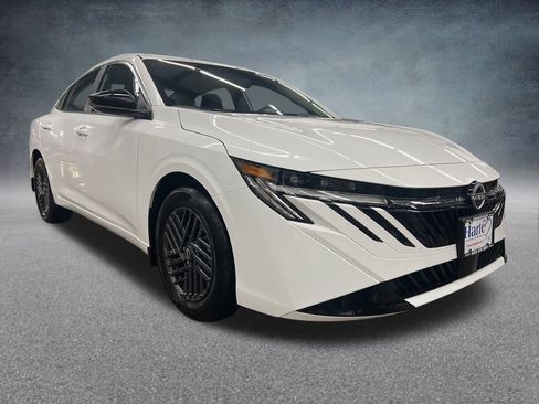 New 2026 Nissan Sentra SV w/ SV Convenience Package FWD image 8