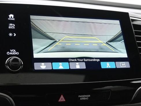 Certified 2024 Honda Passport TrailSport image 9