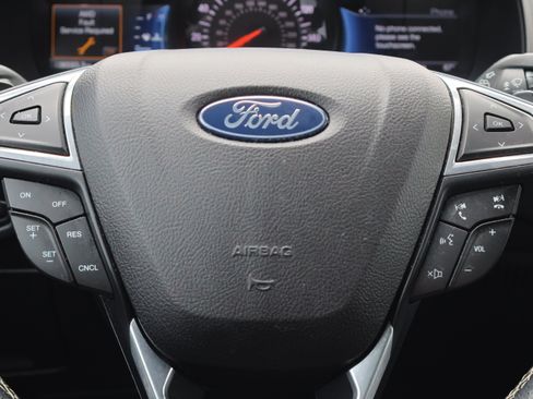 Used 2023 Ford Edge ST image 20