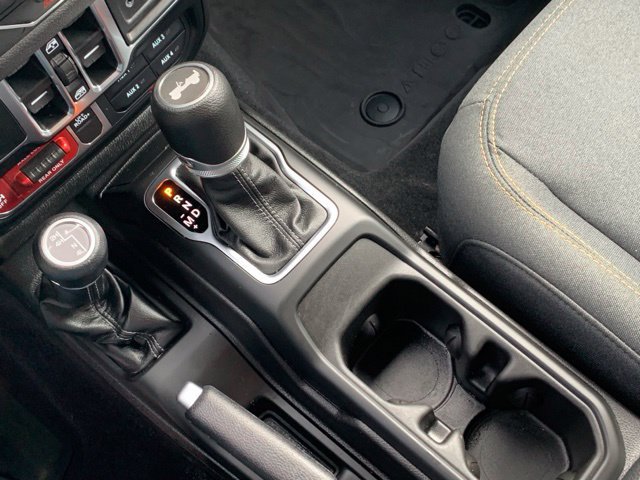 Used 2025 Jeep Wrangler Unlimited Sport AWD/4WD image 35