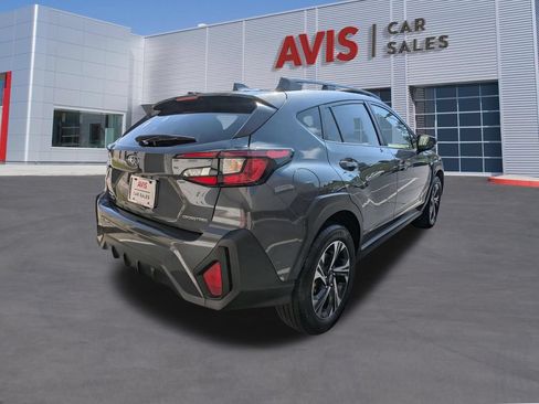 Used 2025 Subaru Crosstrek 2.5i Premium AWD/4WD image 6