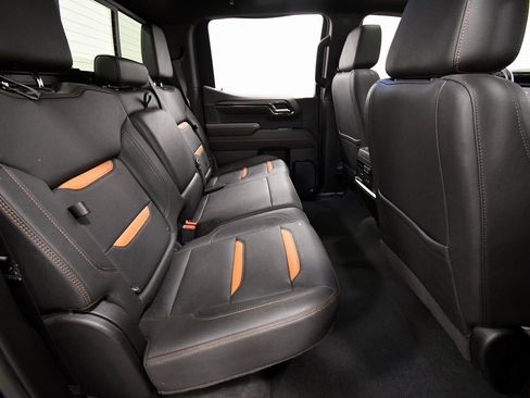 Used 2022 GMC Sierra 1500 AT4 w/ AT4 Premium Package image 18