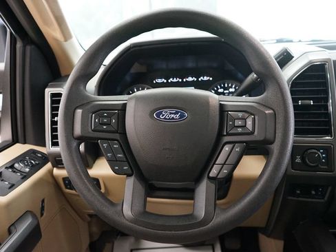 Used 2019 Ford F250 XLT w/ XLT Premium Package AWD/4WD image 29
