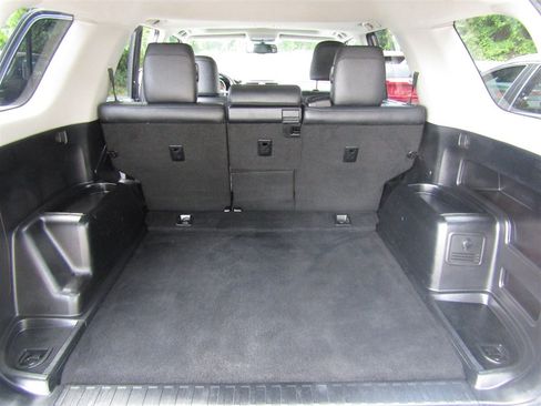 Used 2011 Toyota 4Runner SR5 w/ Premium Pkg w/Leather AWD/4WD image 24