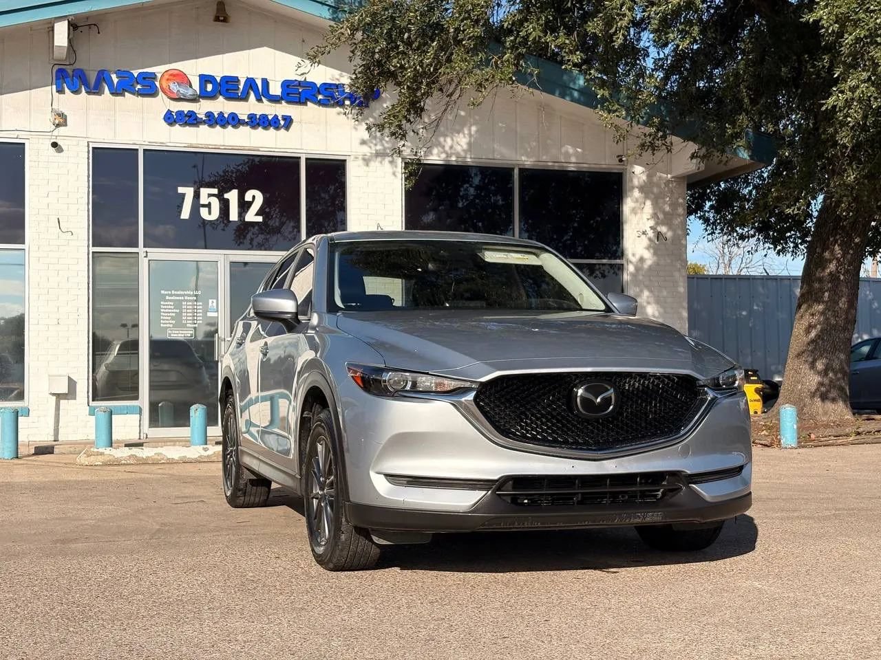 Used 2019 MAZDA CX-5 Touring FWD image 1