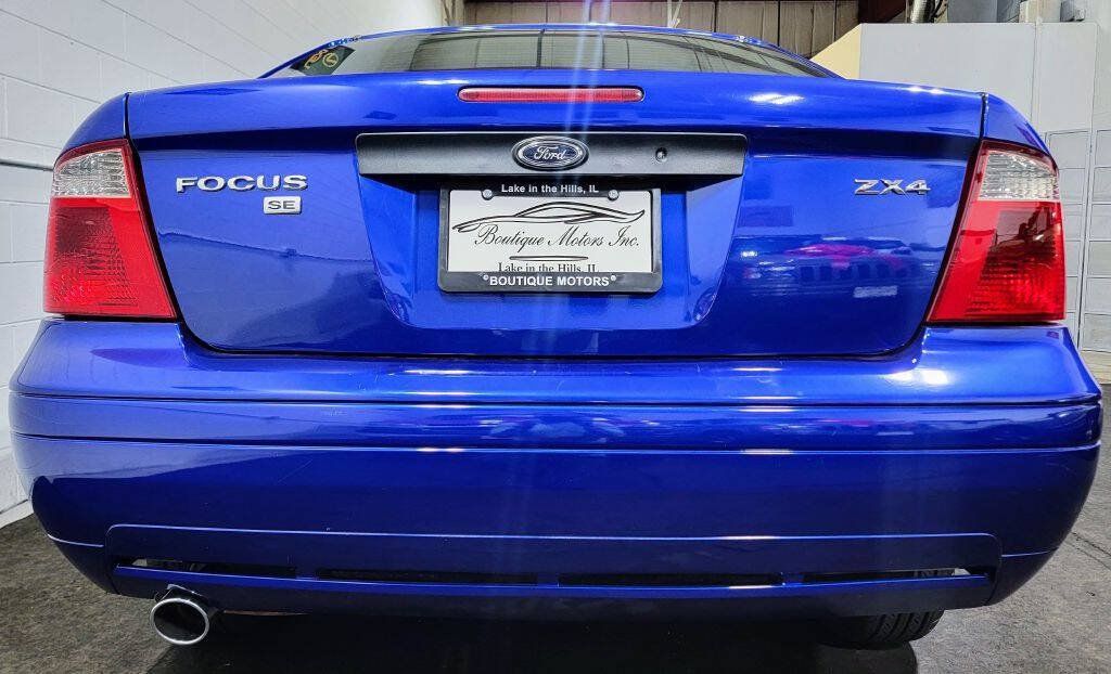 Used 2005 Ford Focus ZX4 Sedan FWD image 33
