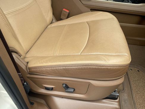 Used 2023 RAM 2500 Limited image 24