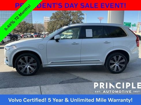 Certified 2023 Volvo XC90 T8 Plus w/ Protection Package Premier image 9