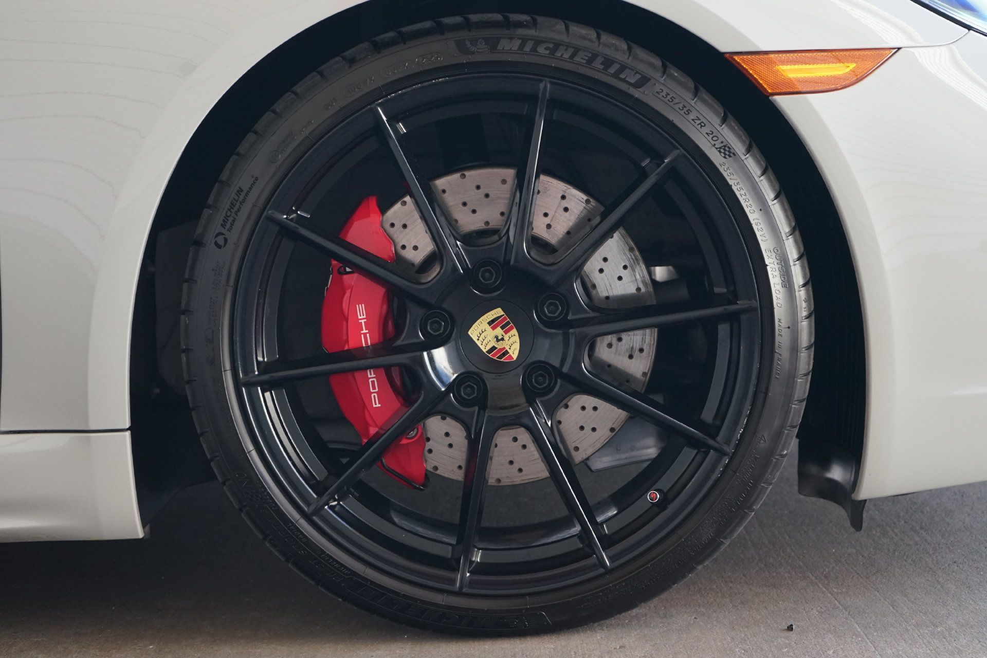Used 2025 Porsche 718 Boxster GTS RWD image 18