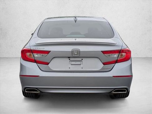 Used 2018 Honda Accord Sport image 7