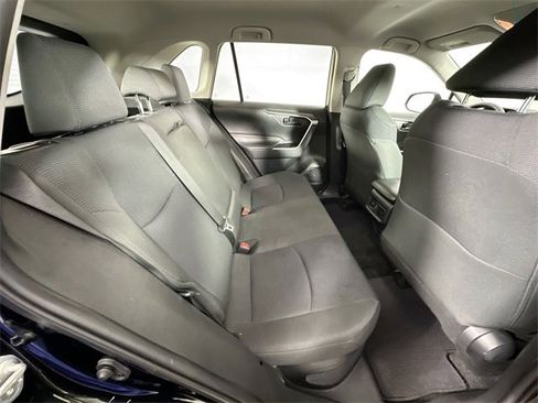Used 2021 Toyota RAV4 LE w/ Carpet Mat Package (TMS) image 25