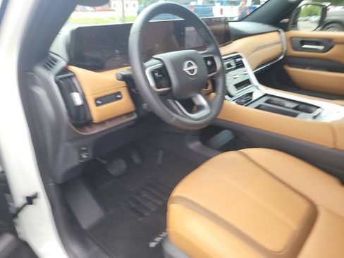 Used 2026 Nissan Armada SL w/ Captain's Chari Seat Package RWD image 18
