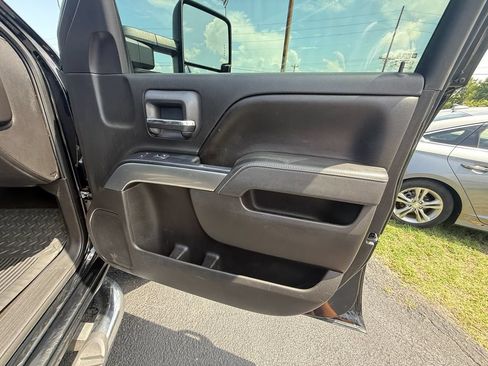 Used 2016 Chevrolet Silverado 2500 LT w/ LT Convenience Package AWD/4WD image 22