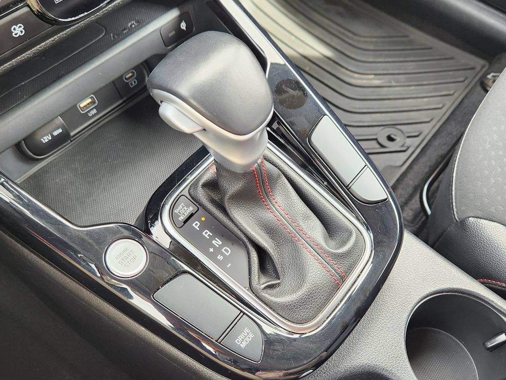 Certified 2024 Kia Soul GT-Line FWD image 19