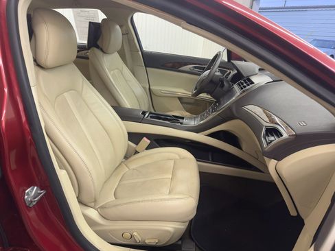 Used 2013 Lincoln MKZ Hybrid image 10