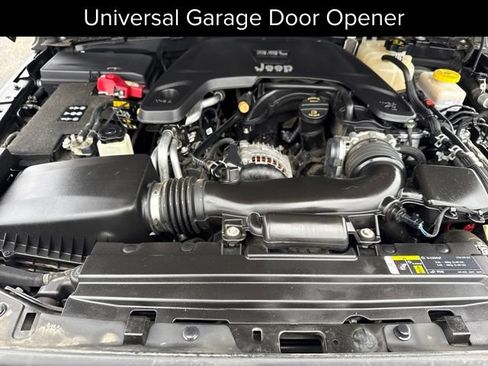 Used 2020 Jeep Wrangler Unlimited Sport image 22