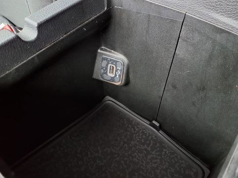 Used 2019 Jeep Wrangler Unlimited Sport S AWD/4WD image 14