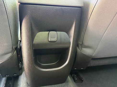 Used 2019 Chevrolet Colorado W/T w/ WT Convenience Package RWD image 19