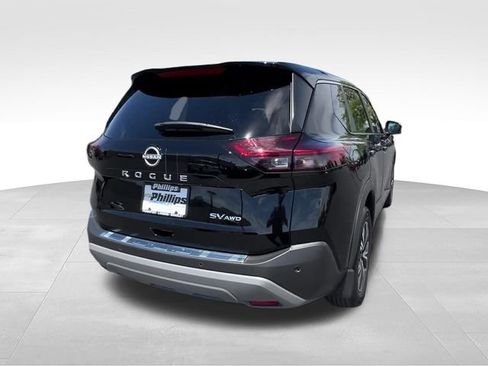 Used 2023 Nissan Rogue SV AWD/4WD image 6