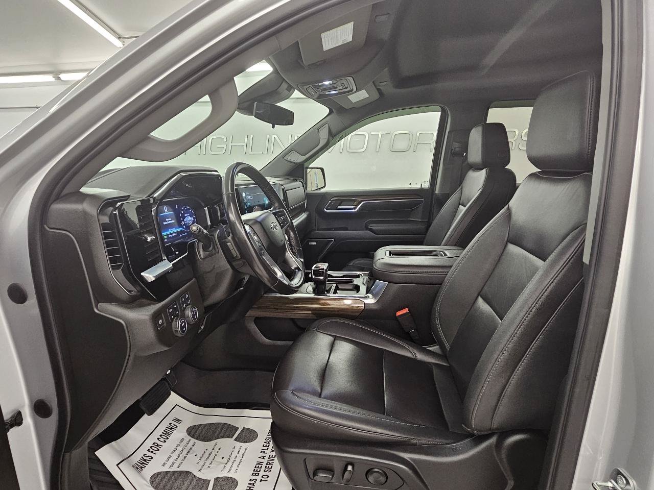 Used 2022 Chevrolet Silverado 1500 RST w/ RST All Star Premium Package AWD/4WD image 13